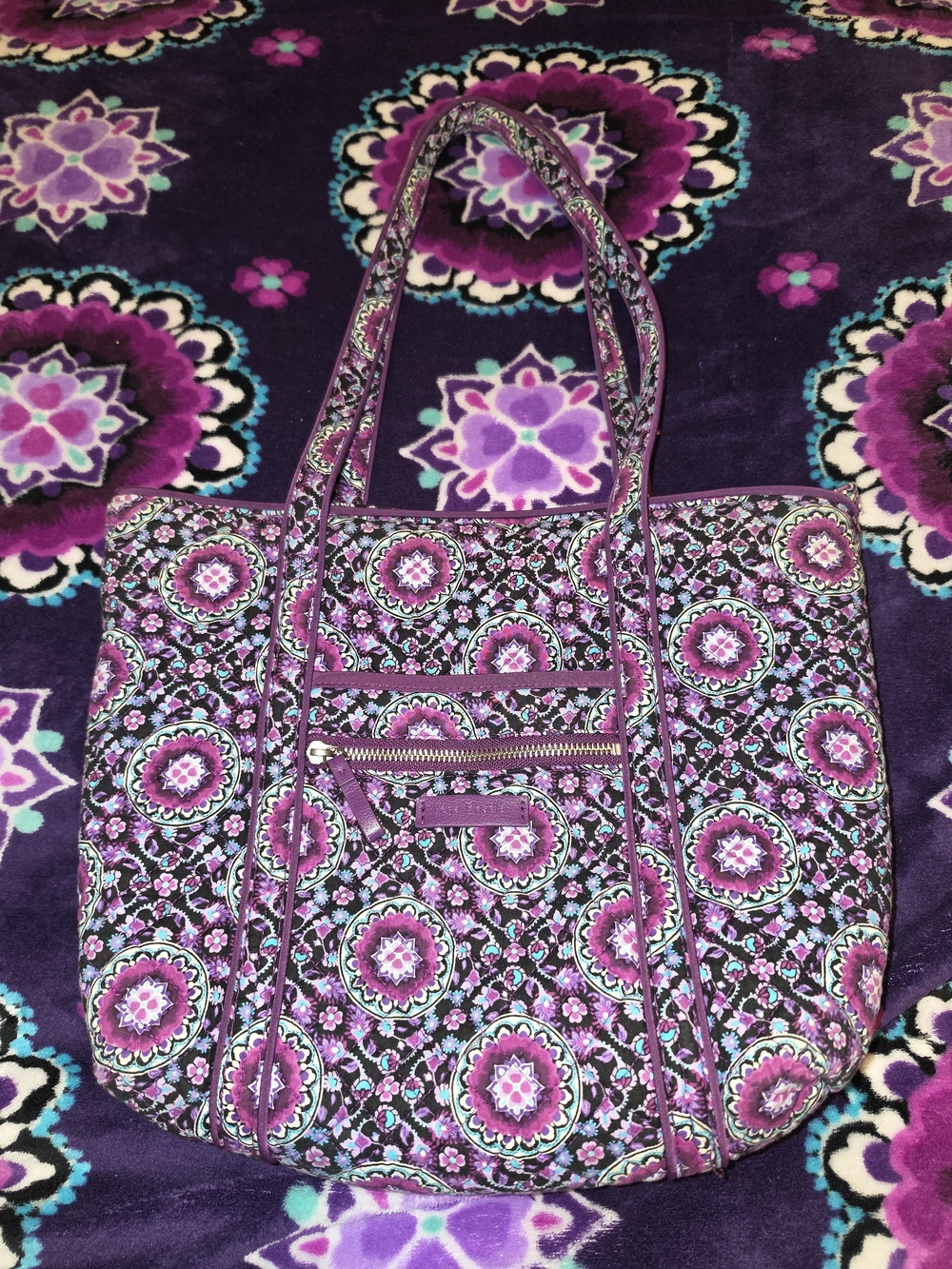 Vera Bradley Lilac Medallion Small Vera Tote
